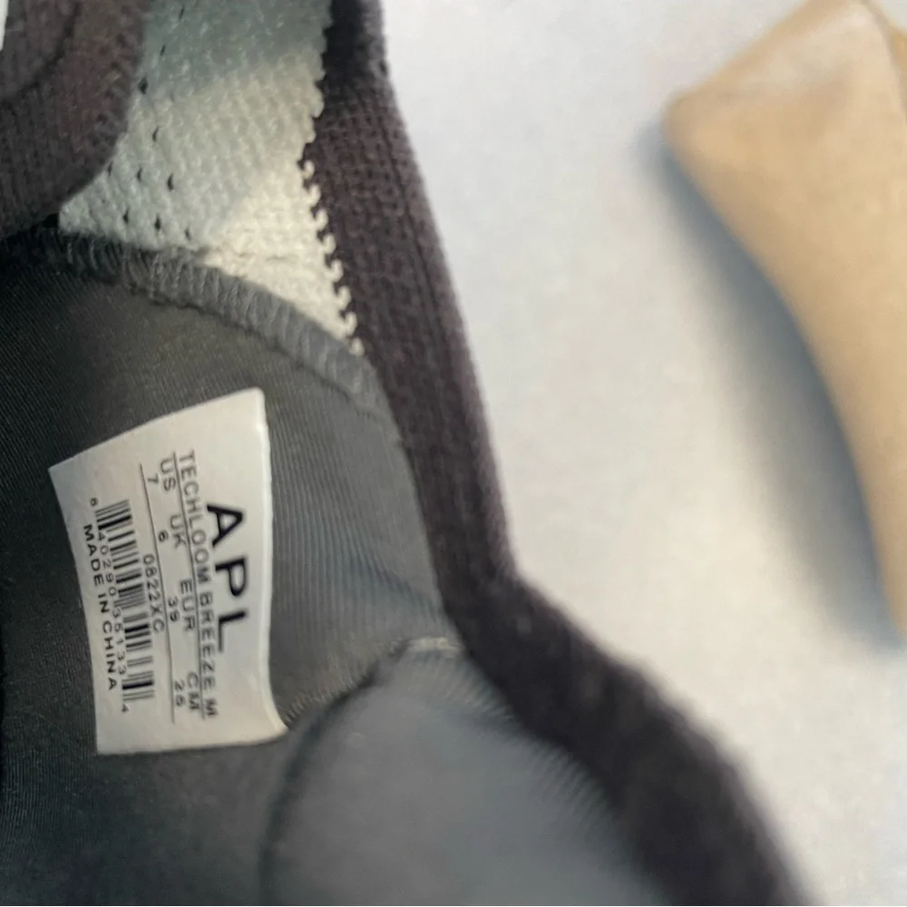 APL Black and Gray Techloom Breeze - Picture 7 of 10